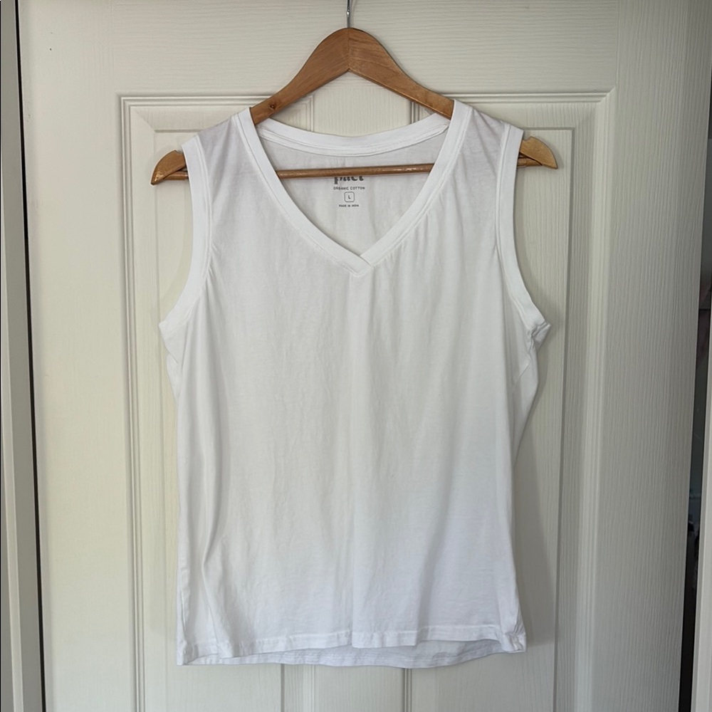 Pact Women's White V-Neck Tank Top